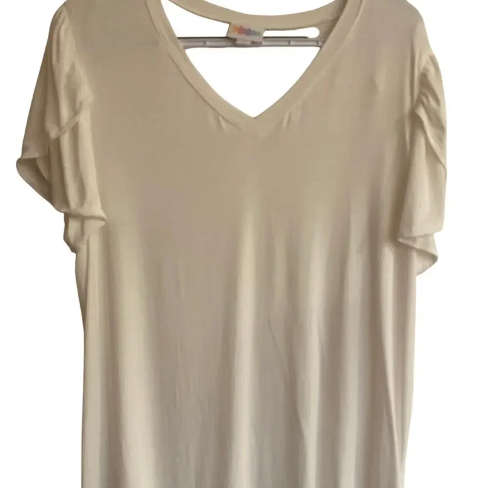 White T-shirt with Detail on Short Sleeves Size L